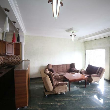 Makvalas Apartment In Batumi Centre Екстер'єр фото