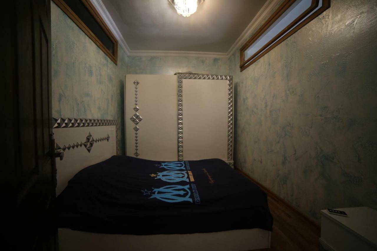 Makvalas Apartment In Batumi Centre Екстер'єр фото